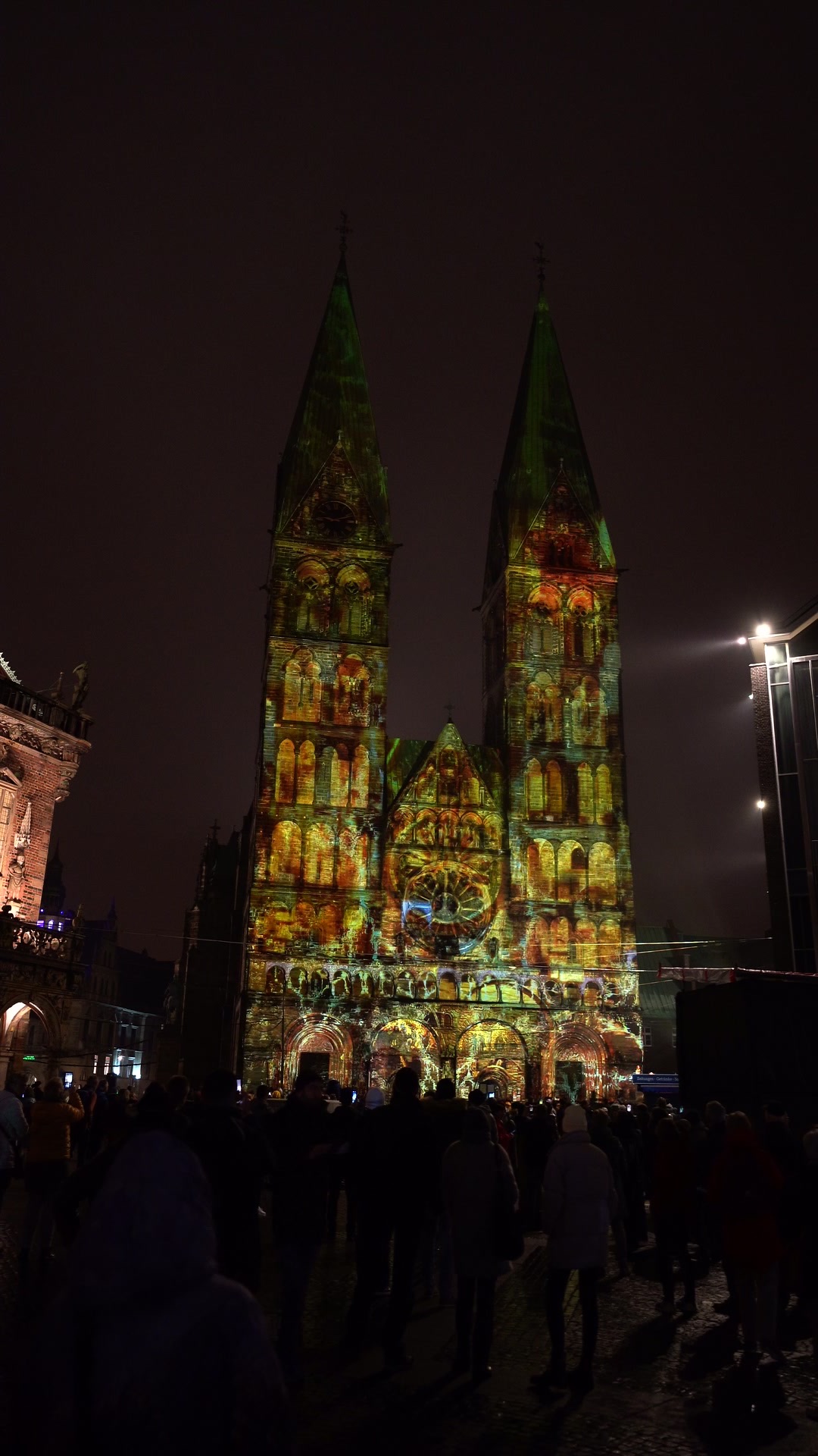 RE:SORB — the projection mapping on the façade at St. Petri Dom 2021, view 2 of 3