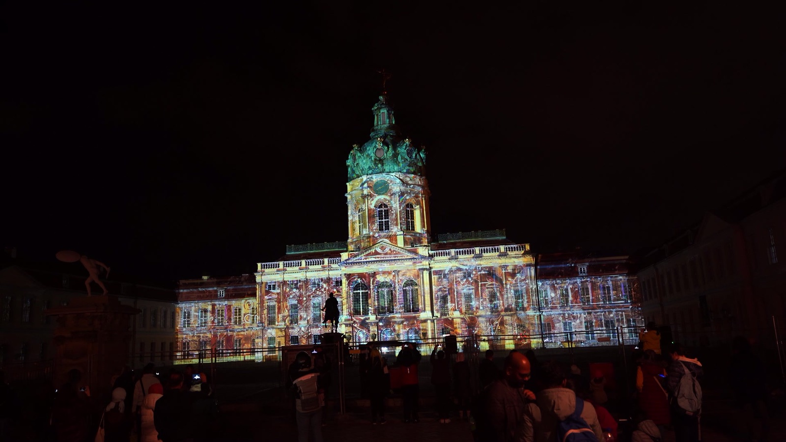 RE:SORB — the projection mapping on the façade at Charlottenburg Palace 2022, view 3 of 4