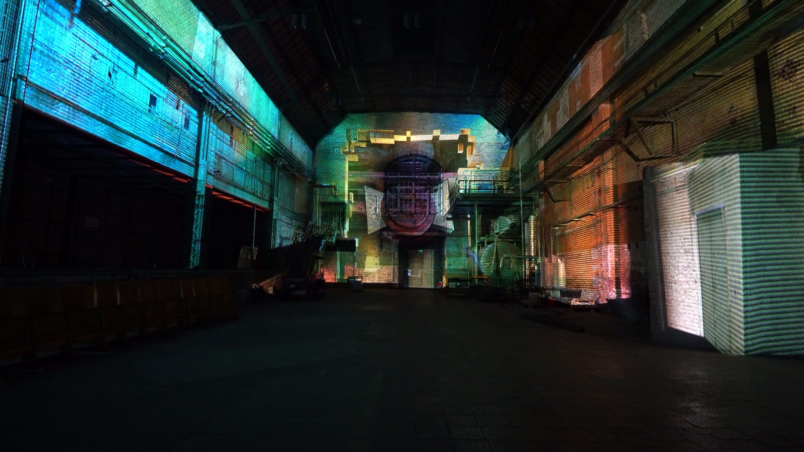 RE:SORB — the holographic light installation at Former industrial hall 2022, view 3 of 6